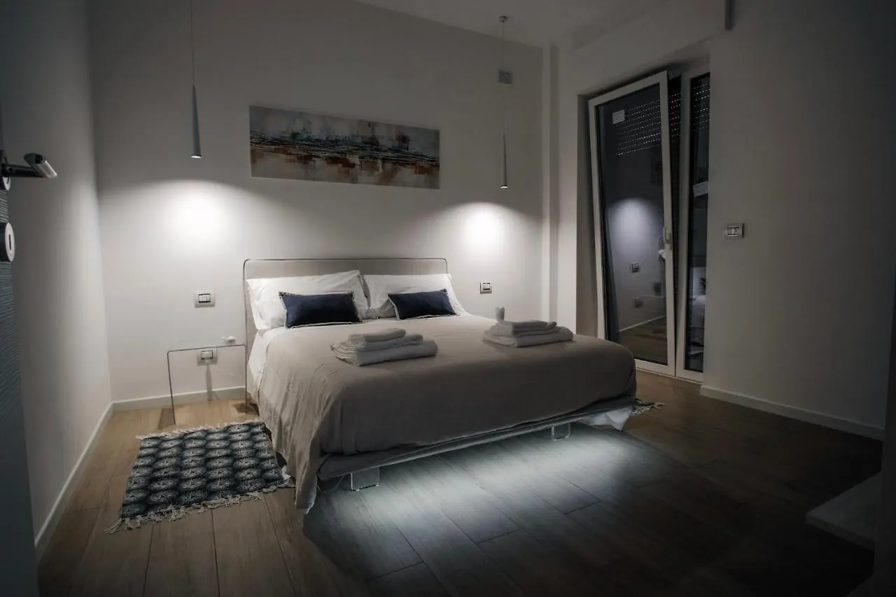 Rossani Suites&Aparts Bari 0*,