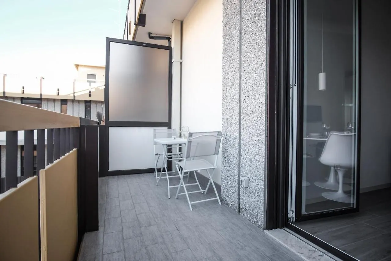 Rossani Suites&Aparts Bari Apartament